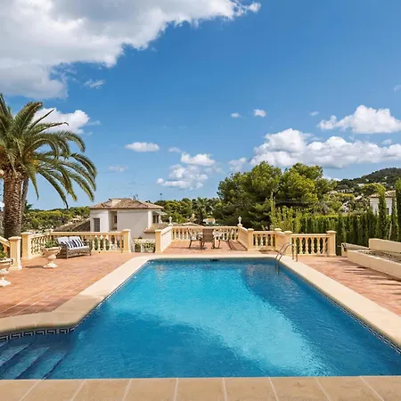 Villa Calara *